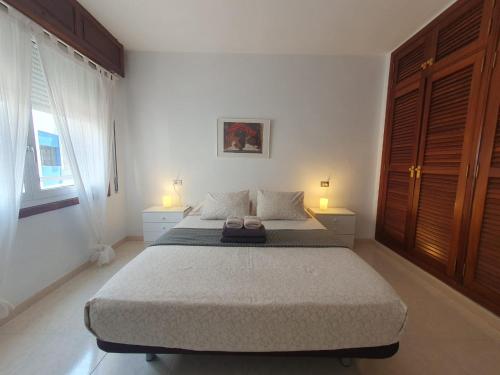 alquilaencanarias El Medano junto a la Playa