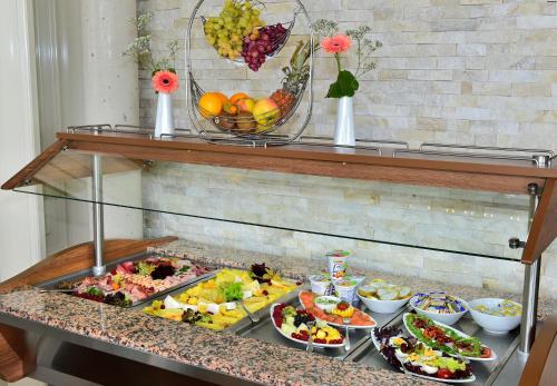 Jídlo v hotelu nebo okolí