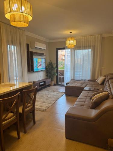 Bluebay Asia Families only مارسيليا بلوباي