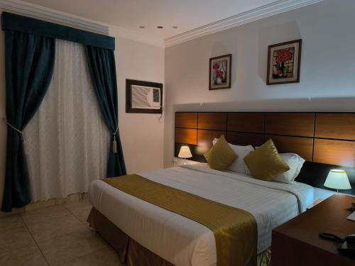 Katil atau katil-katil dalam bilik di فندق لجين الفرسان lojain Alfursan hotel