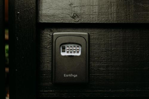 a black object with an electronic device on it at Bumblebee Cabin in Diessen