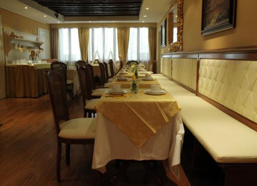 Restaurace v ubytování Hotel Corte Contarina