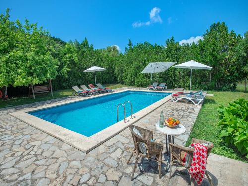 Owl Booking Villa Can Totxa - In the Midst of Nature