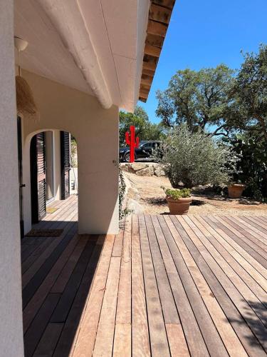 Photo de la galerie de l'établissement Villa Cactus, 6 pers, plage 200 m à pieds, à Olmucciu