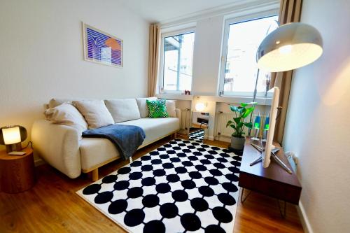 Foto Modern Apartment in lively & trendy Belgian Quarter, Cologne 1