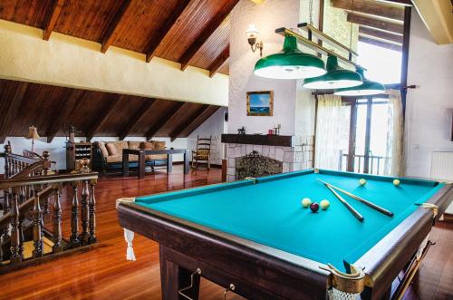 Luxurious Seafront Villa in Pefkohori