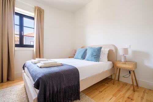 Art Deco 31 Luxury 2BR Apartment Downtown Metro AC