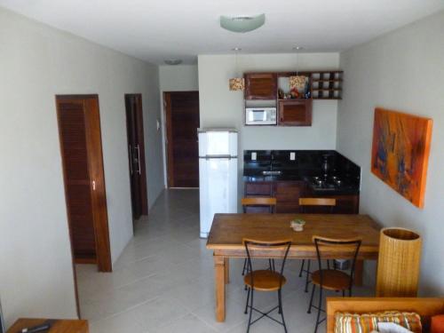 Una cocina o zona de cocina en Brisas do Amor 2 Dormitorios com Piscina Privada