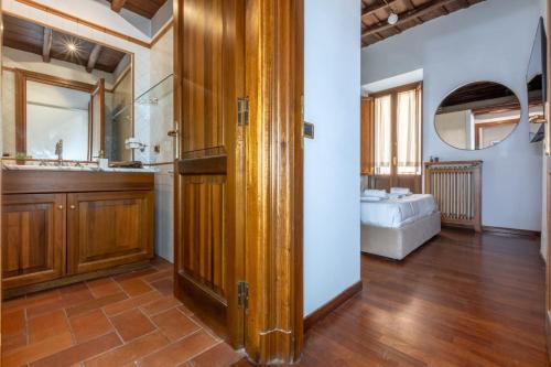 Trevi Room