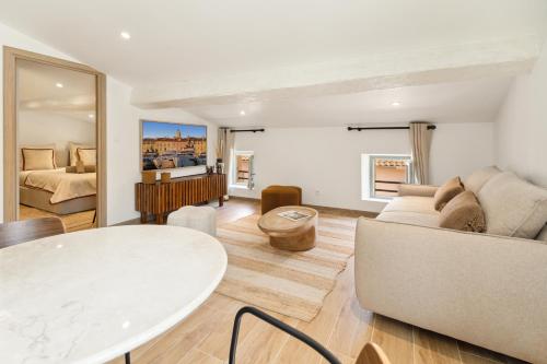 Saint Tropez 104 rue Allard 3e G