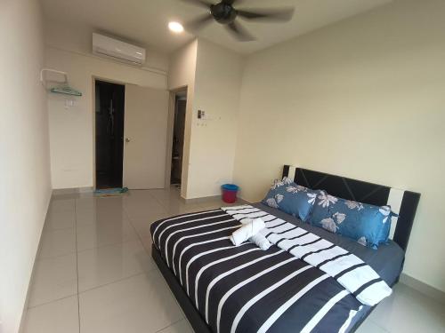 Ένα ή περισσότερα κρεβάτια σε δωμάτιο στο Arc austin hill 3room apartment host by Wendy