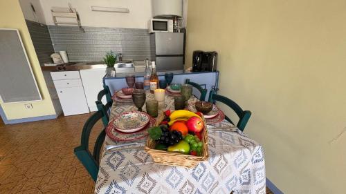 Фотография из галереи Beyrouth - Terrasse - Plage Top Pros Services в Ла-Гранд-Мот