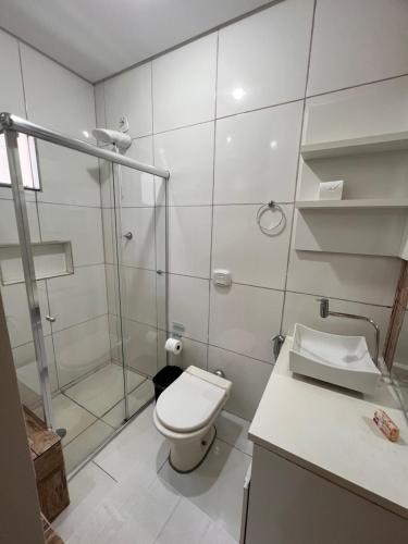 Ένα μπάνιο στο Casa aconchegante 2min do centro