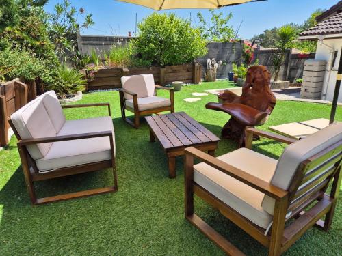 Posezení v ubytování Villa Marguy - 100 m de l'Océan