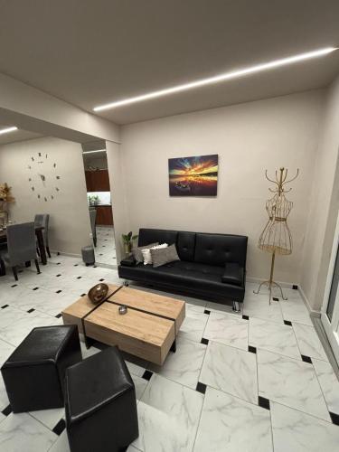 Diamond studio