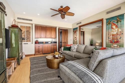 Kuchyň nebo kuchyňský kout v ubytování 3BD Ka'Ulu Villa (131C) at Hualalai Resort