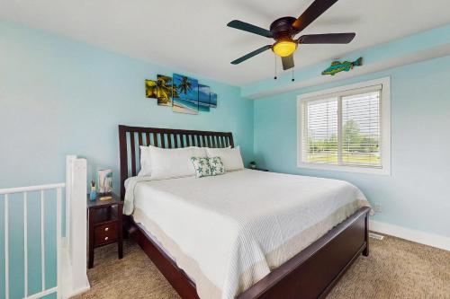 Postel nebo postele na pokoji v ubytování Northern Light Condominiums: Condo 12