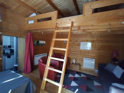 Photo de la galerie de l'établissement Chalet indépendant proche centre ville, au Mans