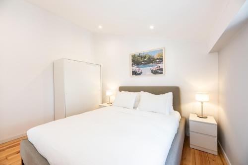 Stylish Avenida Apartment