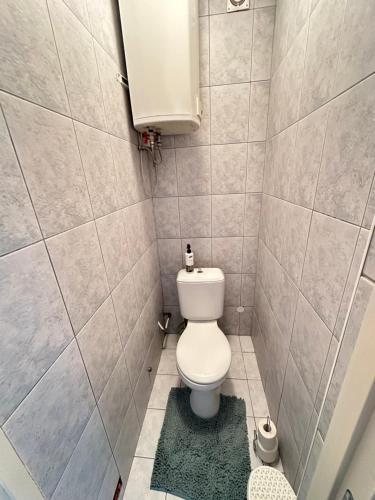Ένα μπάνιο στο Charming Stay Near Preiļi