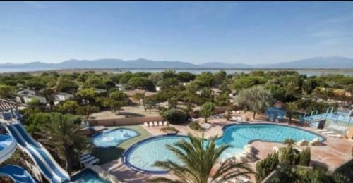 Mobil-home 6-8 personnes