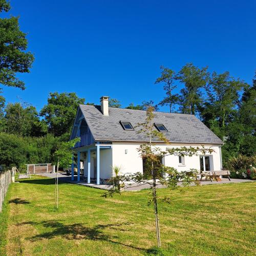 La maison au bout du chemin