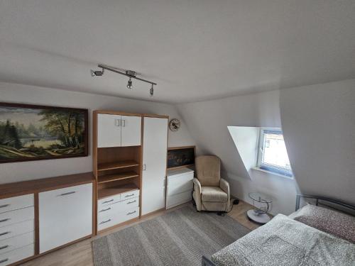 Postel nebo postele na pokoji v ubytování 1 Zimmer Wohnung in Kassel - Forstfeld