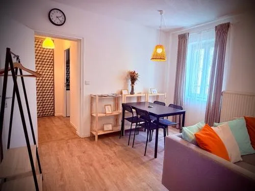 Apartment-NO elevator-Free private parking-Self check in !! Appartement-PAS ascenseur-Parking privé gratuit-Arrivée autonome!! photo 1