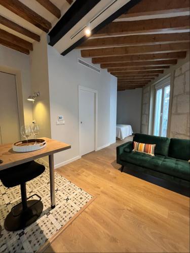 Charm and Modernity in Alicante