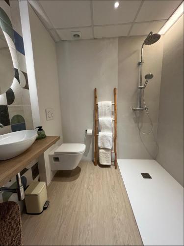 Un baño de Charm and Modernity in Alicante