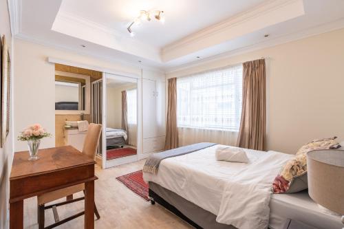 Postel nebo postele na pokoji v ubytování Centrally vacation home in Beach road