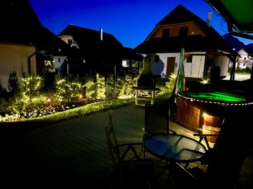 Vonkajšia záhrada v ubytovaní Vila Svistovka