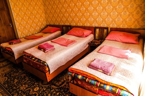 Postel nebo postele na pokoji v ubytování Guesthouse Klara