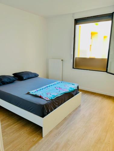 Photo de la galerie de l'établissement Appartement tout confort 5 min de la Gare, à Bordeaux