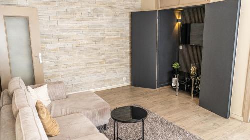 Ein Sitzbereich in der Unterkunft T2 Cosy centre ville proche gare