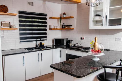 Imagem da galeria de Kanana Villas - Maun Luxury One Bedroom Apartment em Maun