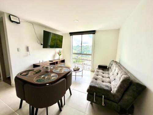 Μια τηλεόραση ή/και κέντρο ψυχαγωγίας στο Lujoso apto central Urban