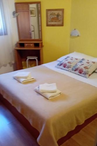 Apartments with parking space Premantura, Medulin - 24532