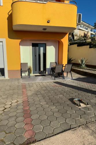 Apartments with parking space Jadranovo, Crikvenica - 24543