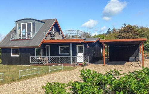 Το κτήριο όπου στεγάζεται  η παραθεριστική κατοικία