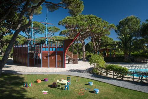 Kolam renang di atau dekat dengan Pine Cliffs Hotel, a Luxury Collection Resort, Algarve