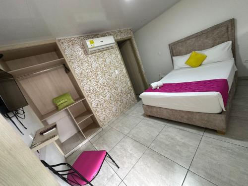 Postel nebo postele na pokoji v ubytování Hotel Millenium Victoria Plaza