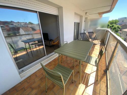 Centre-ville Arcachon : Appartement T2 avec terrasse, wifi et parking, à 300m de la plage - FR-1-374-188