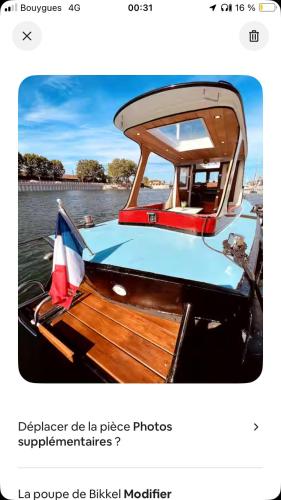 Photo de la galerie de l'établissement Univers Yacht, à Sète