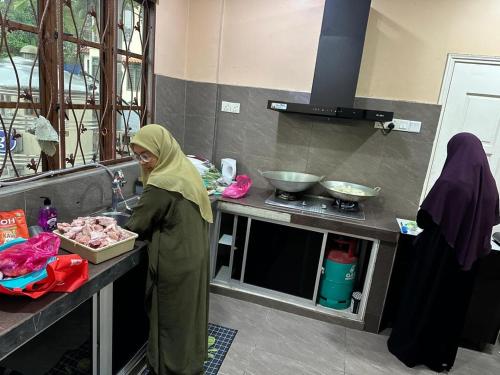 صورة لـ Pinggir TTDI Damansara Homestay for big group up to 35 pax في كوالالمبور