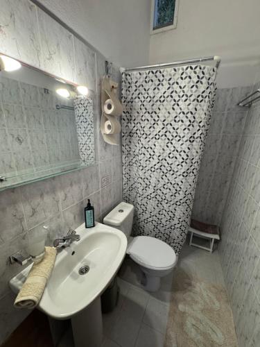 Ένα μπάνιο στο Fedra Apartments Lindos