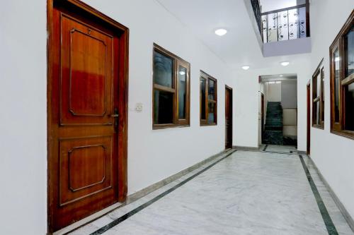 Fotografie z fotogalerie ubytování Hotel O Golden v Novém Dillí