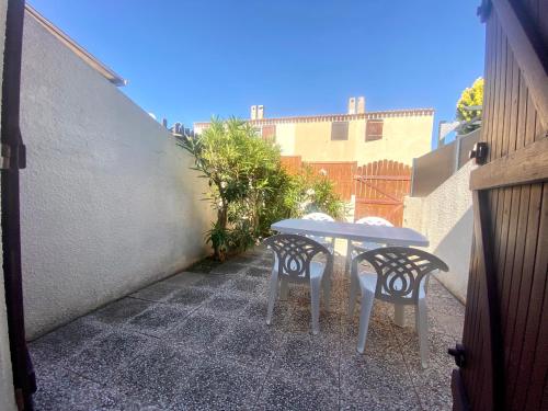 Maisonnette 6 personnes proche plage – Animaux acceptés