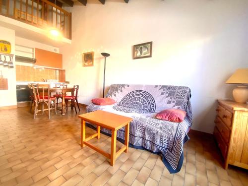 Maisonnette 6 personnes proche plage – Animaux acceptés