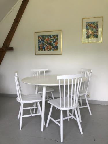 Gallery image of Semesterhus på landet in Sörby